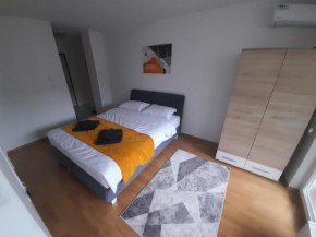 Studio apartman Mely